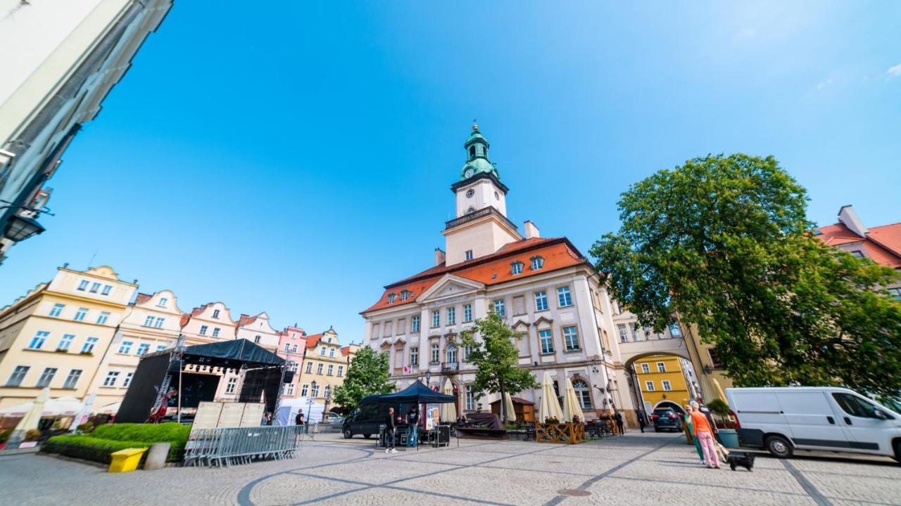 HELLO Apartamenty - Długa 15 Jelenia Gora Bagian luar foto